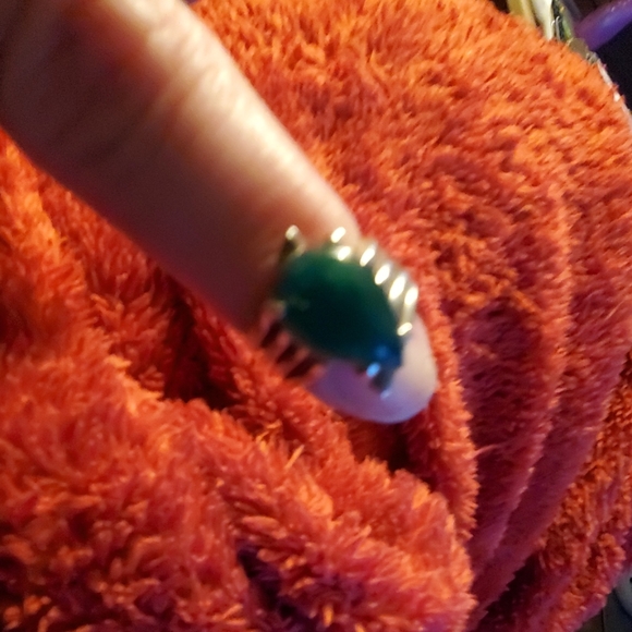 Ring - Picture 7 of 8